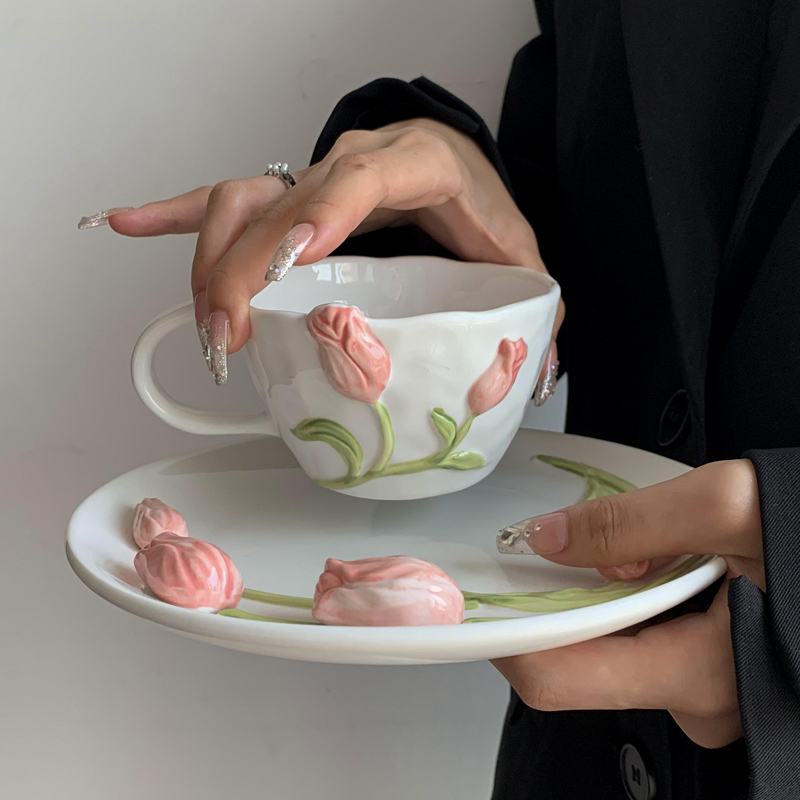 Kitchen Appliances Store - Tulip Ceramic Mug Embossed Flower Pattern