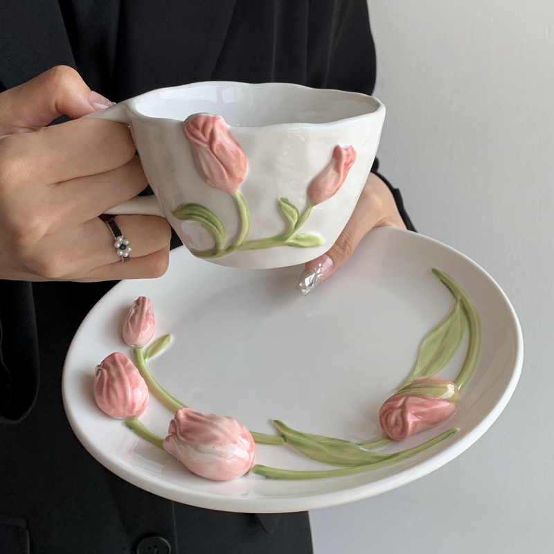 Tulip Ceramic Mug Embossed Flo - Kitchen Appliances Store avaliação e preço